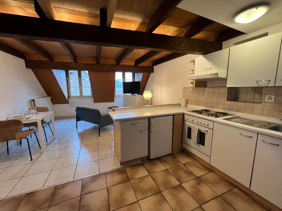 Charmant Appartement En Duplex A Porrentruy Eksteriør bilde