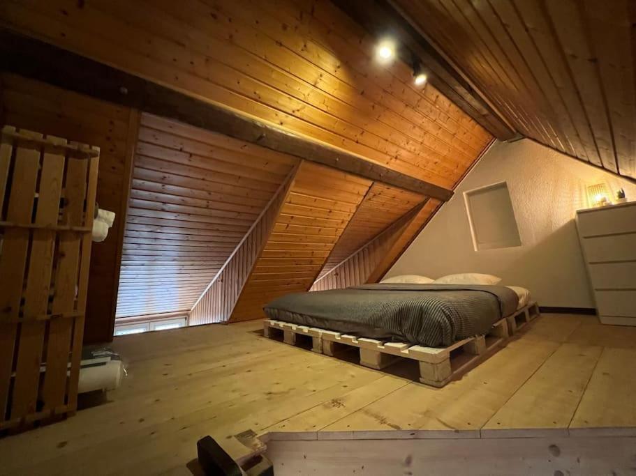 Charmant Appartement En Duplex A Porrentruy Eksteriør bilde